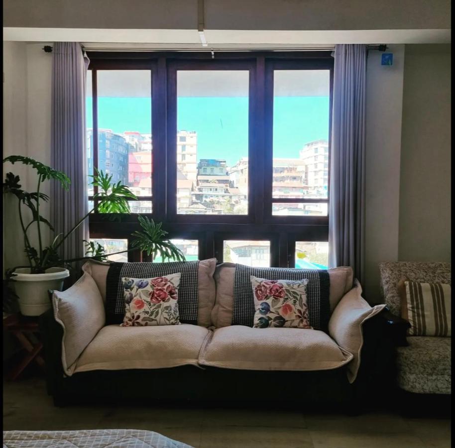 Medom'S Bnb Kohima Ngoại thất bức ảnh