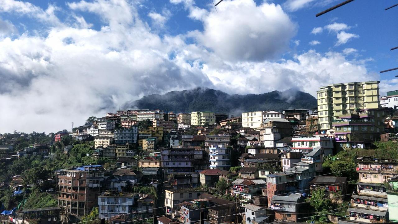 Medom'S Bnb Kohima Ngoại thất bức ảnh