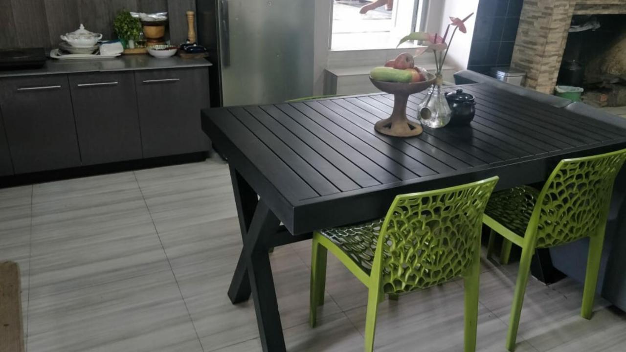 Medom'S Bnb Kohima Ngoại thất bức ảnh